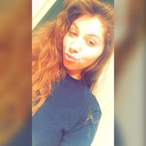 Meet your Posher, Dominique